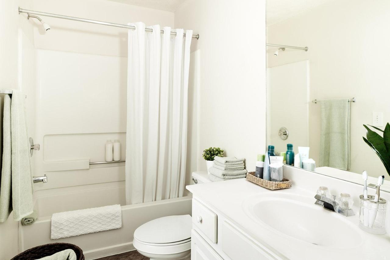 Intown Suites Extended Stay Richmond Va - Мидлотиан Экстерьер фото